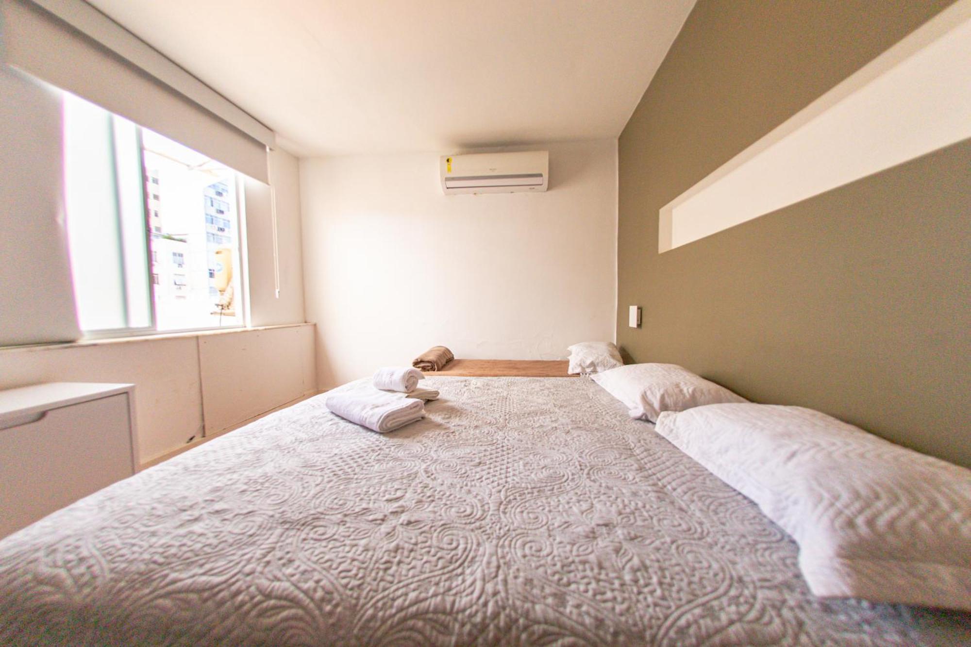 Duplex Ipanema Vinicius De Moraes Apartment - Rio de Janeiro, Rio de Janeiro